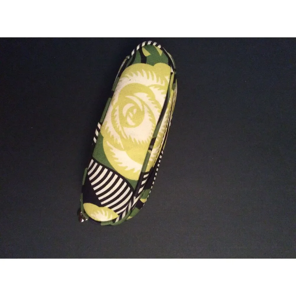 INVENTORY REDUCTION SALE. VERA BRADLEY LA NEON ROSE RETIRED small pouch B10